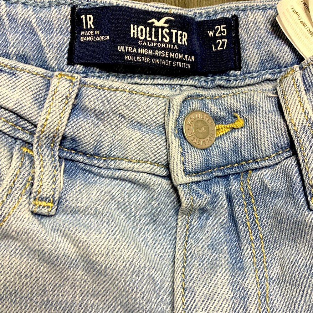 Hollister 25w 27L